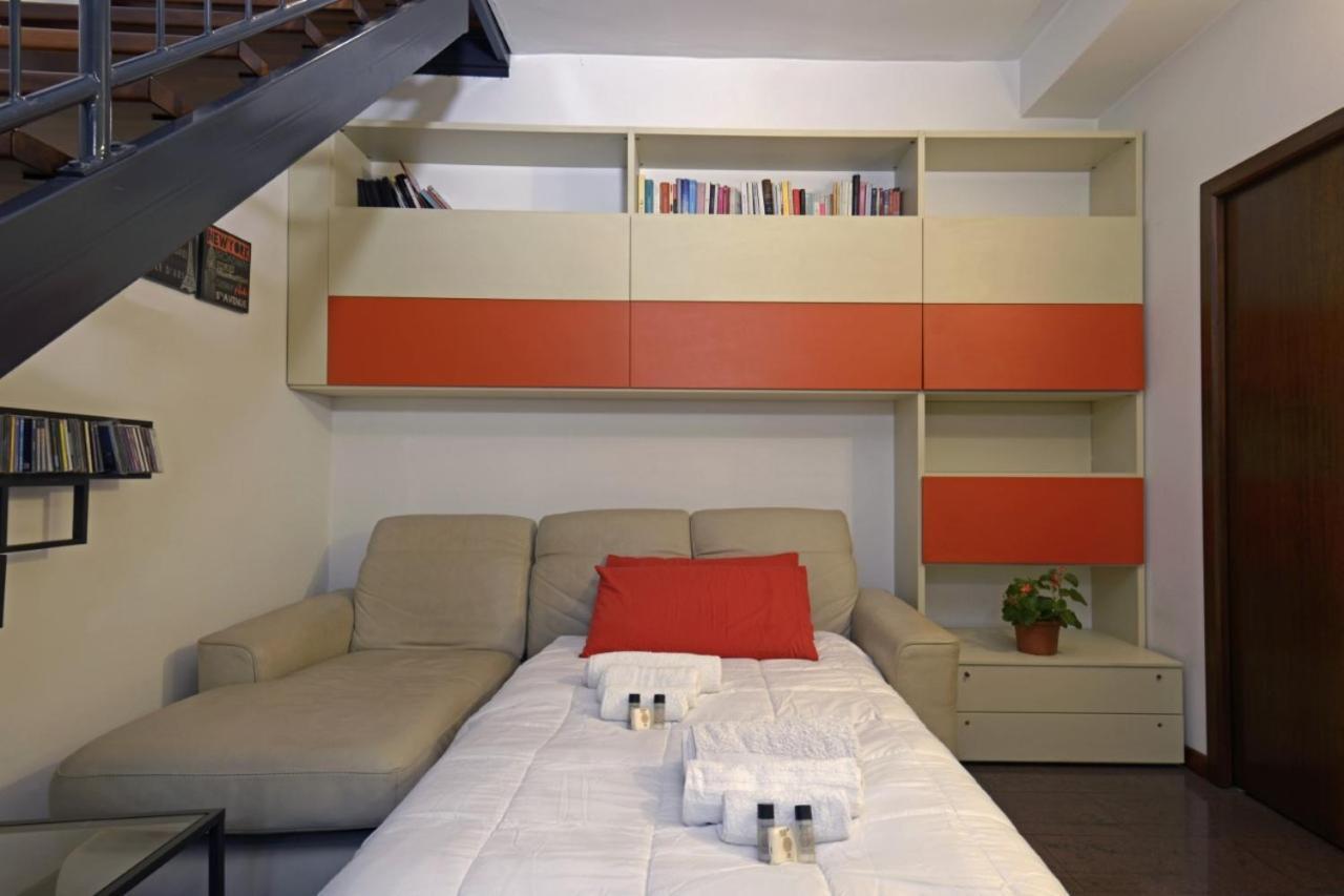 Apartament Cenisio - Corso Sempione Accogliente Mansarda Di Design Mediolan Zewnętrze zdjęcie